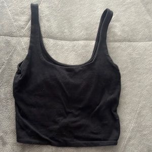 black cropped tank top